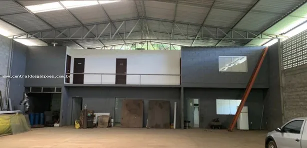 Galpão / Depósito / Armazém à venda, 1300m² no , Simões Filho