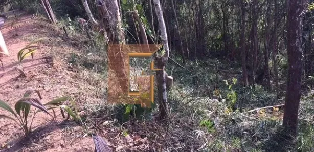 Terreno / Lote / Condomínio à venda, 700m² no Roseiral, Petrópolis