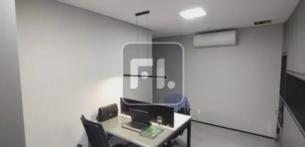 Conjunto Comercial / Sala para venda ou aluguel, 135m² no Vila São Francisco (Zona Sul), São Paulo