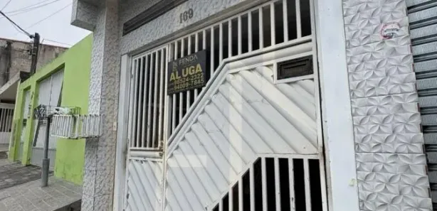 Casa com 3 Quartos para alugar, 150m² no Vila Itaquassu, Itaquaquecetuba