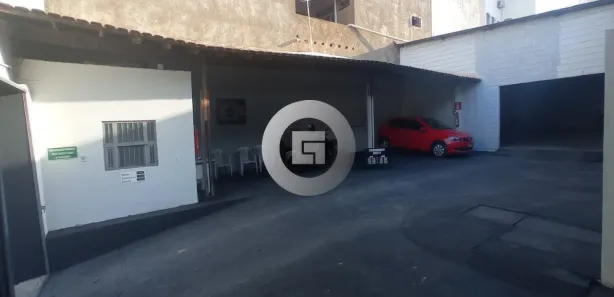 Galpão / Depósito / Armazém com 1 Quarto à venda, 500m² no Centro, Montes Claros