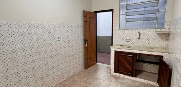 Apartamento com 2 Quartos para alugar, 50m² no 9 de Abril, Barra Mansa