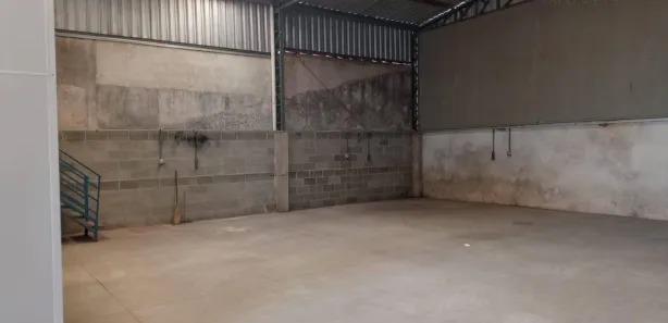 Galpão / Depósito / Armazém à venda, 281m² no Salto de São José, Salto