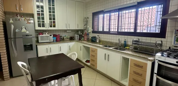 Sobrado com 4 Quartos à venda, 336m² no Pastoril, Ribeirão Pires