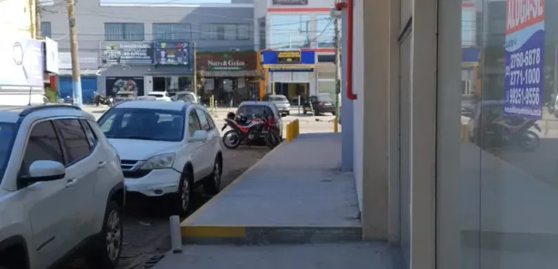 Loja / Salão / Ponto Comercial para alugar, 36m² no Village Rio das Ostras, Rio das Ostras