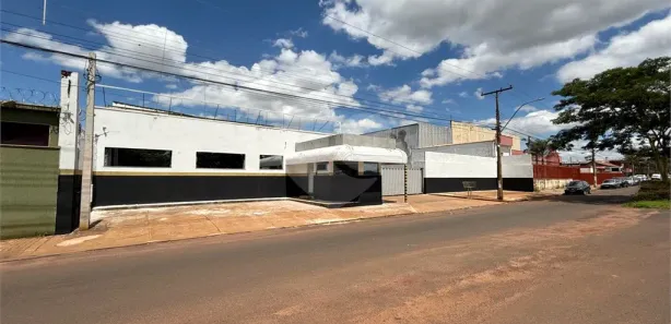 Galpão / Depósito / Armazém para venda ou aluguel, 6200m² no Jardim Arco-Íris, Araraquara