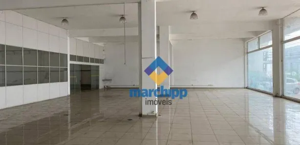 Galpão / Depósito / Armazém para alugar, 2000m² no São Lourenço, Niterói
