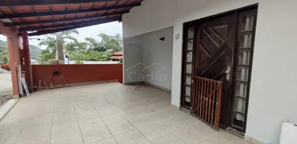 Casa com 2 Quartos para alugar, 70m² no Gravatá, Penha