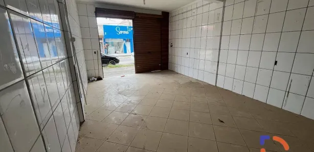 Loja / Salão / Ponto Comercial para venda ou aluguel, 55m² no Cidade Beira Mar, Rio das Ostras