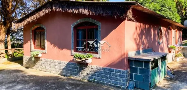 Fazenda / Sítio / Chácara com 3 Quartos à venda, 120m² no Araras, Petrópolis