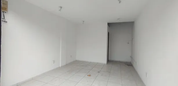 Loja / Salão / Ponto Comercial para alugar, 23m² no Centro, Itaguaí