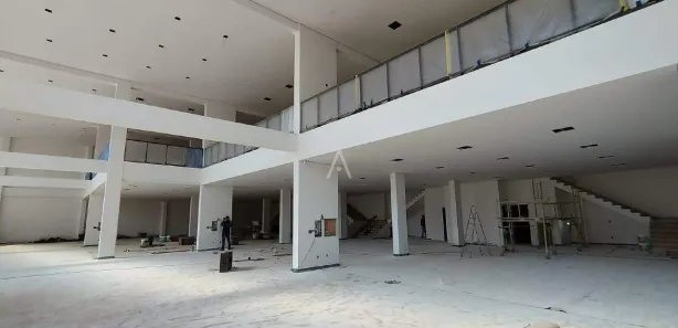 Conjunto Comercial / Sala para alugar, 1600m² no Jardim Coopagro, Toledo