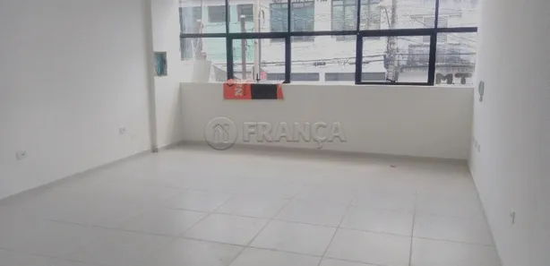 Conjunto Comercial / Sala para alugar, 64m² no Centro, Jacareí