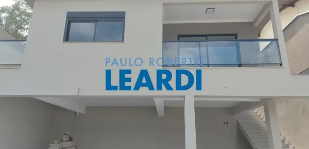 Sobrado com 3 Quartos à venda, 167m² no Residencial São Bernardo, Poços de Caldas