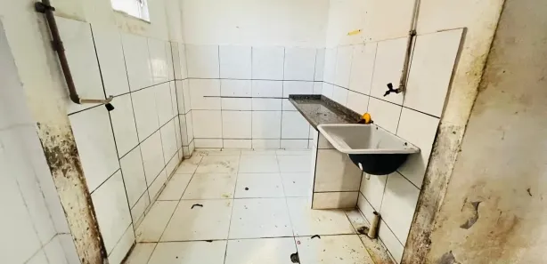 Loja / Salão / Ponto Comercial para alugar, 40m² no Vila Carvalho (Vila Inhomirim), Magé