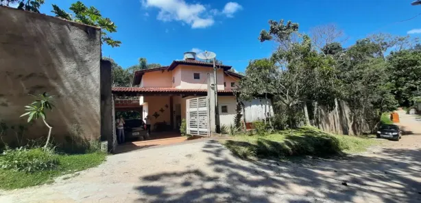 Fazenda / Sítio / Chácara com 3 Quartos à venda, 250m² no Jundiaizinho (Terra Preta), Mairiporã