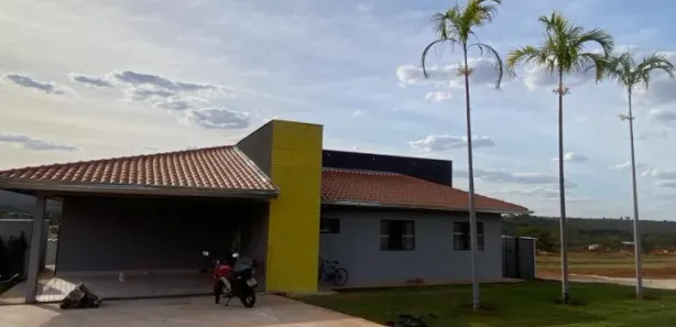 Casa de Condomínio com 4 Quartos à venda, 200m² no Setor Central, Hidrolândia