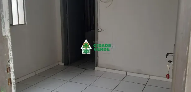 Casa com 2 Quartos para alugar, 60m² no Jardim Liberdade, Maringá