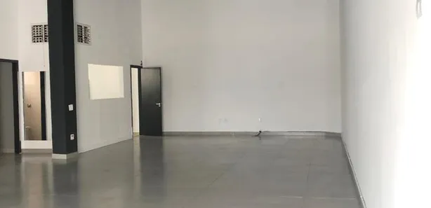 Prédio Inteiro com 3 Quartos à venda, 320m² no Vila Filipin, Londrina
