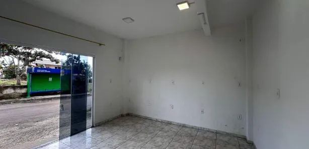 Conjunto Comercial / Sala para alugar, 45m² no Bairro Itacolomi, Balneário Piçarras
