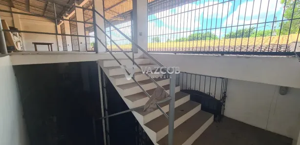 Galpão / Depósito / Armazém com 5 Quartos à venda, 950m² no Águas Lindas, Ananindeua