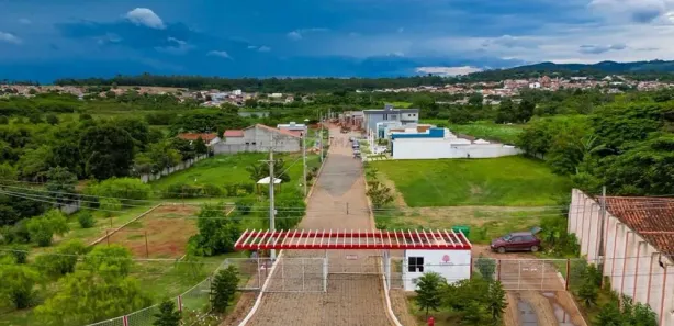 Terreno / Lote / Condomínio à venda, 250m² no Resid Ercília, Araçoiaba da Serra