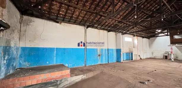 Loja / Salão / Ponto Comercial à venda, 194m² no Vila Queiroz, Araras