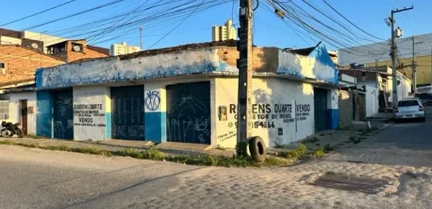 Loja / Salão / Ponto Comercial à venda, 140m² no Bodocongó, Campina Grande