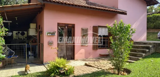 Fazenda / Sítio / Chácara com 2 Quartos à venda, 135m² no Jundiaquara, Araçoiaba da Serra