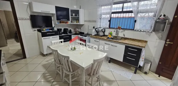 Casa com 2 Quartos à venda, 90m² no Jardim Casqueiro, Cubatão