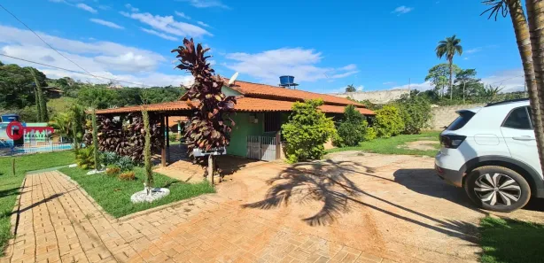 Fazenda / Sítio / Chácara com 8 Quartos à venda, 5000m² no São José, São Joaquim de Bicas
