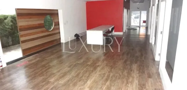 Conjunto Comercial / Sala para venda ou aluguel, 516m² no Centro, São Sebastião