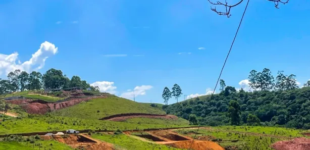Terreno / Lote / Condomínio à venda, 600m² no Vila Romanópolis, Ferraz de Vasconcelos