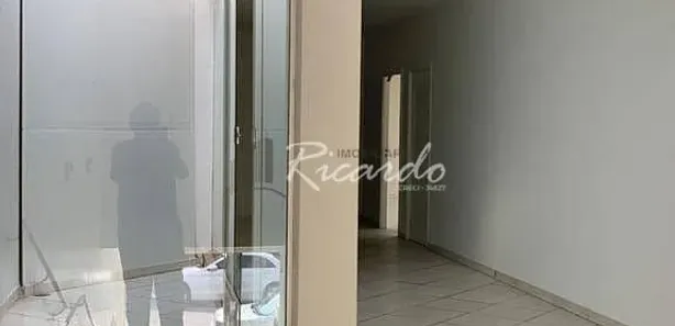 Conjunto Comercial / Sala para alugar, 62m² no Centro, Arapongas