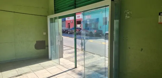 Loja / Salão / Ponto Comercial para alugar, 338m² no Jardim São Cristóvão, Bragança Paulista