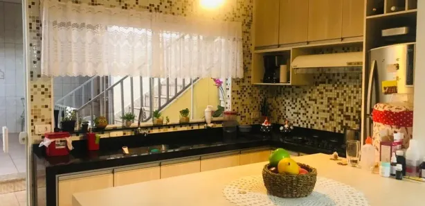 Casa de Vila com 3 Quartos à venda, 210m² no Jardim Estoril, Campinas