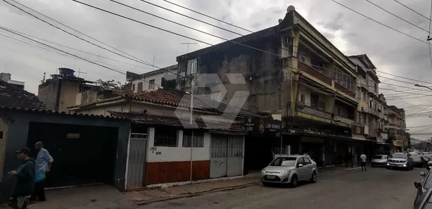 Loja / Salão / Ponto Comercial à venda, 313m² no Centro, Nilópolis