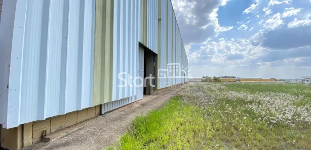 Galpão / Depósito / Armazém para venda ou aluguel, 5599m² no Aterrado, Monte Mor