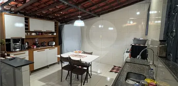 Casa com 3 Quartos à venda, 480m² no Vila Independência, Barra Mansa