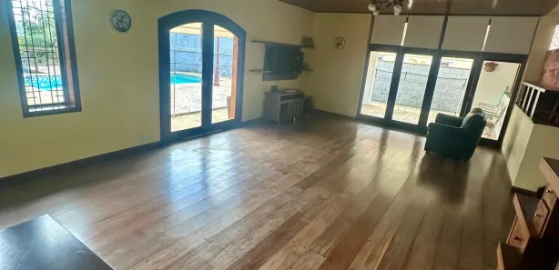 Sobrado com 4 Quartos à venda, 336m² no Pastoril, Ribeirão Pires