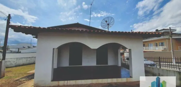 Casa com 3 Quartos para alugar, 200m² no Vila Pasti, Louveira