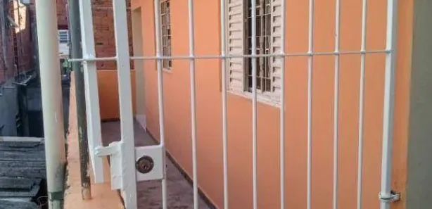 Casa com 1 Quarto para alugar, 35m² no Vila Nogueira, Diadema