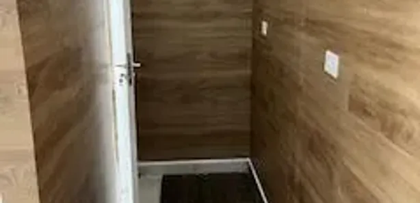 Galpão / Depósito / Armazém para alugar, 100m² no Boqueirão, Santos