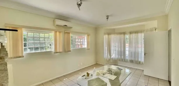 Loja / Salão / Ponto Comercial à venda, 229m² no Granja Viana II, Cotia