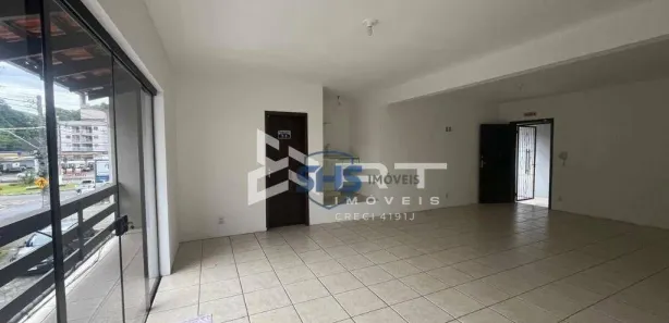 Conjunto Comercial / Sala para alugar, 69m² no Velha, Blumenau