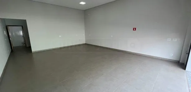 Loja / Salão / Ponto Comercial para alugar, 120m² no Centro, Rio das Pedras