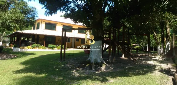 Fazenda / Sítio / Chácara com 4 Quartos à venda, 500m² no Centro, Cachoeiras de Macacu