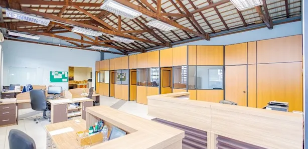 Galpão / Depósito / Armazém à venda, 825m² no Parolin, Curitiba