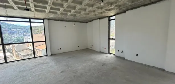Loja / Salão / Ponto Comercial à venda, 49m² no Olaria, Nova Friburgo