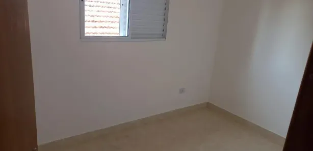 Casa de Condomínio com 2 Quartos para alugar, 60m² no Guilhermina, Praia Grande